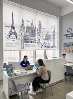 Рулонная штора с логотипом компании на заказ — изображение 9